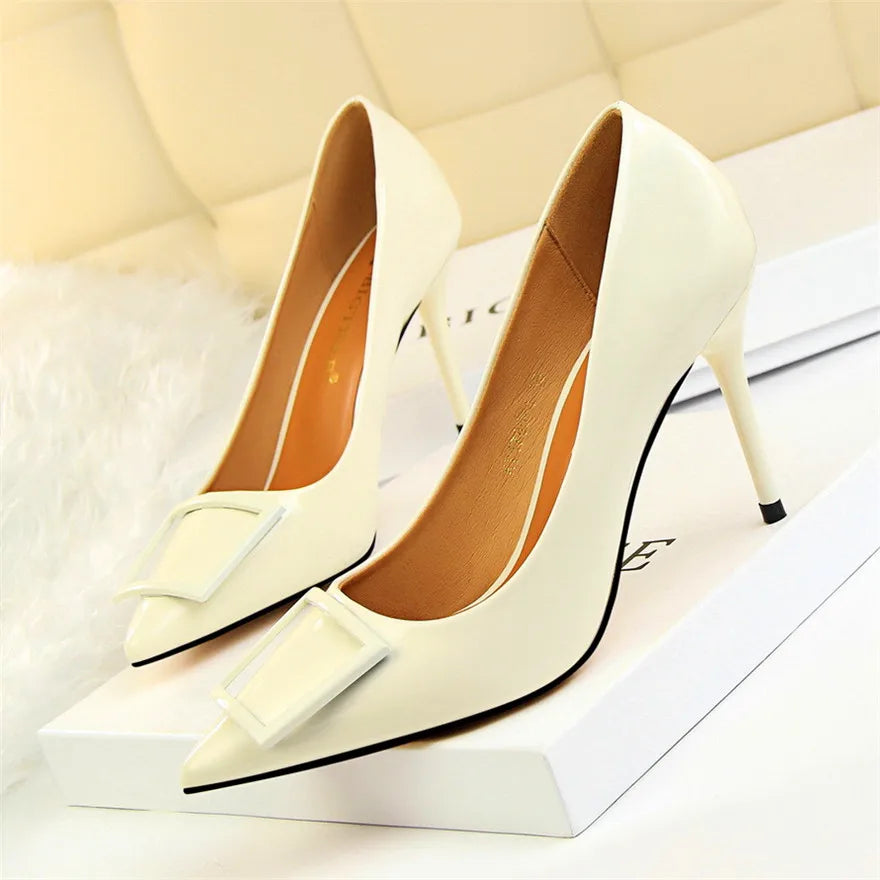 Square Buckle Fashion Ladies OL Office Shoes Spring Women Concise Patent Leather Shallow High Heels Shoes Pointy Toe Women Pumps
