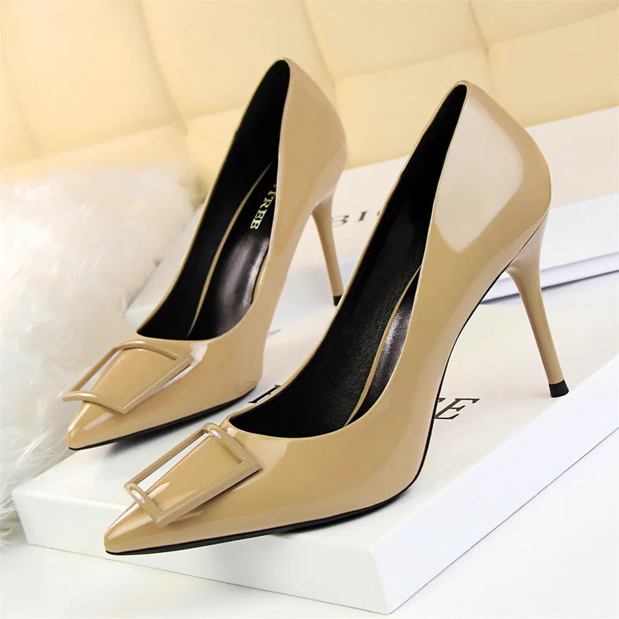 Square Buckle Fashion Ladies OL Office Shoes Spring Women Concise Patent Leather Shallow High Heels Shoes Pointy Toe Women Pumps