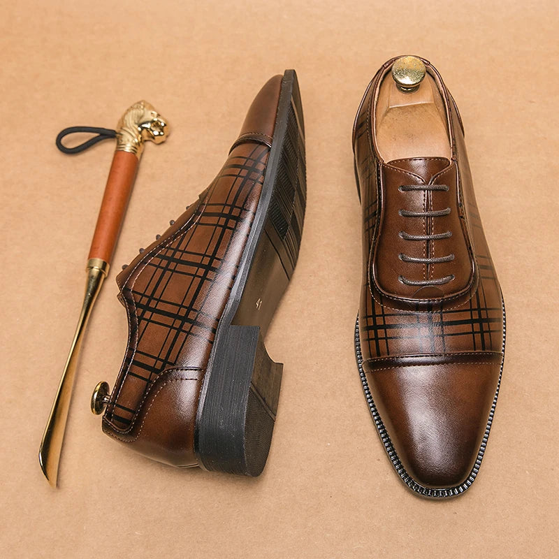 Hot Selling Men's Genuine Leather Shoes in Europe America Pointed Dress Shoes Groom's Wedding Shoes Men's Lace Up Suit Shoes