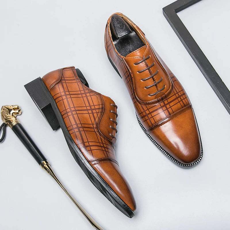 Hot Selling Men's Genuine Leather Shoes in Europe America Pointed Dress Shoes Groom's Wedding Shoes Men's Lace Up Suit Shoes