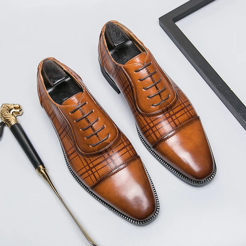 Hot Selling Men's Genuine Leather Shoes in Europe America Pointed Dress Shoes Groom's Wedding Shoes Men's Lace Up Suit Shoes