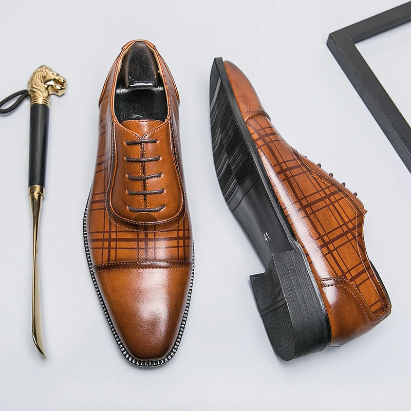 Hot Selling Men's Genuine Leather Shoes in Europe America Pointed Dress Shoes Groom's Wedding Shoes Men's Lace Up Suit Shoes