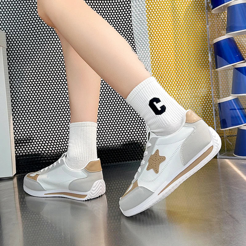 2023 Women Running Shoes Ladies Breathable Sneakers Light Sports Vulcanize Shoes Outdoor Lace Up Training Shoes Zapatos De Mujer