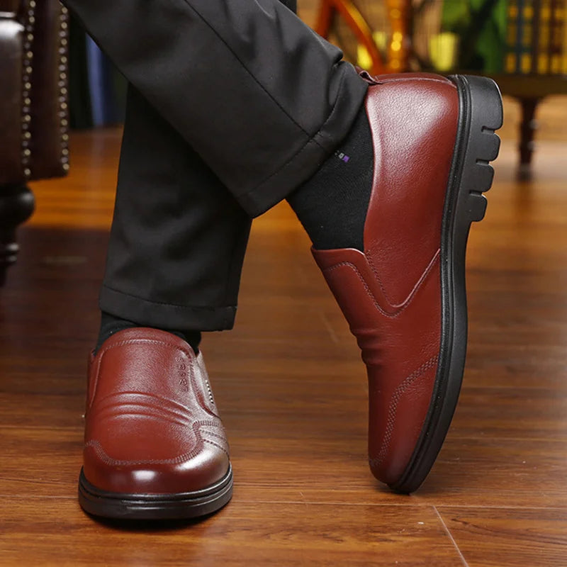 Men’s Casual Comfortable Leather Sport Shoe