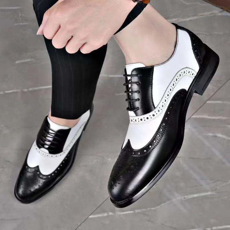 Men's Retro Two Tone Carved Casual Shoes