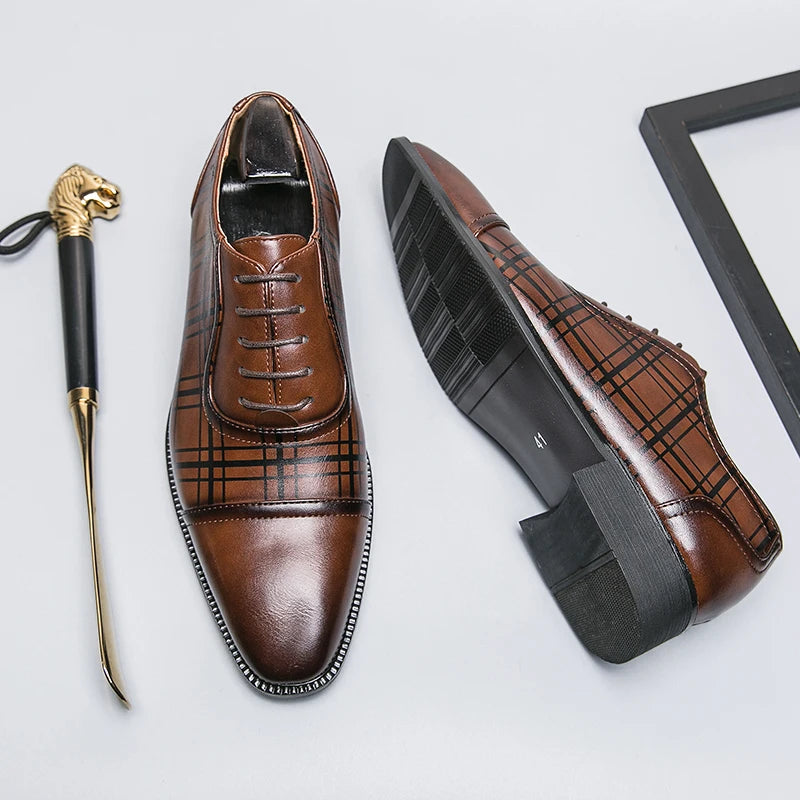 Hot Selling Men's Genuine Leather Shoes in Europe America Pointed Dress Shoes Groom's Wedding Shoes Men's Lace Up Suit Shoes