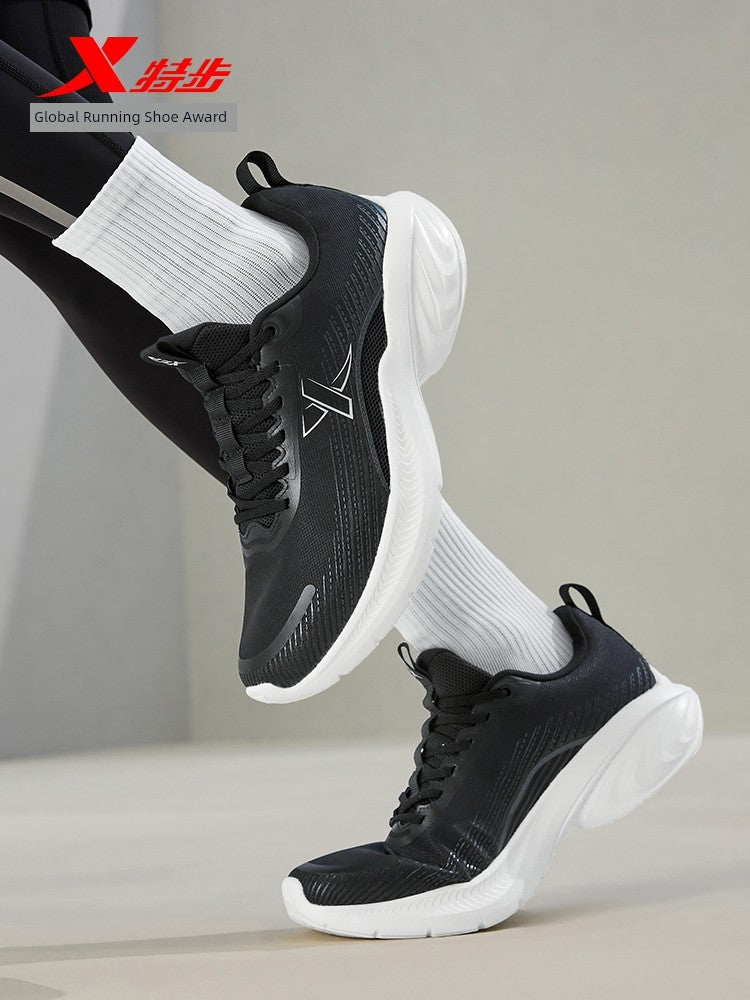 Xtep Shock-Absorbing Soft Bottom Fitness Men's Shoes