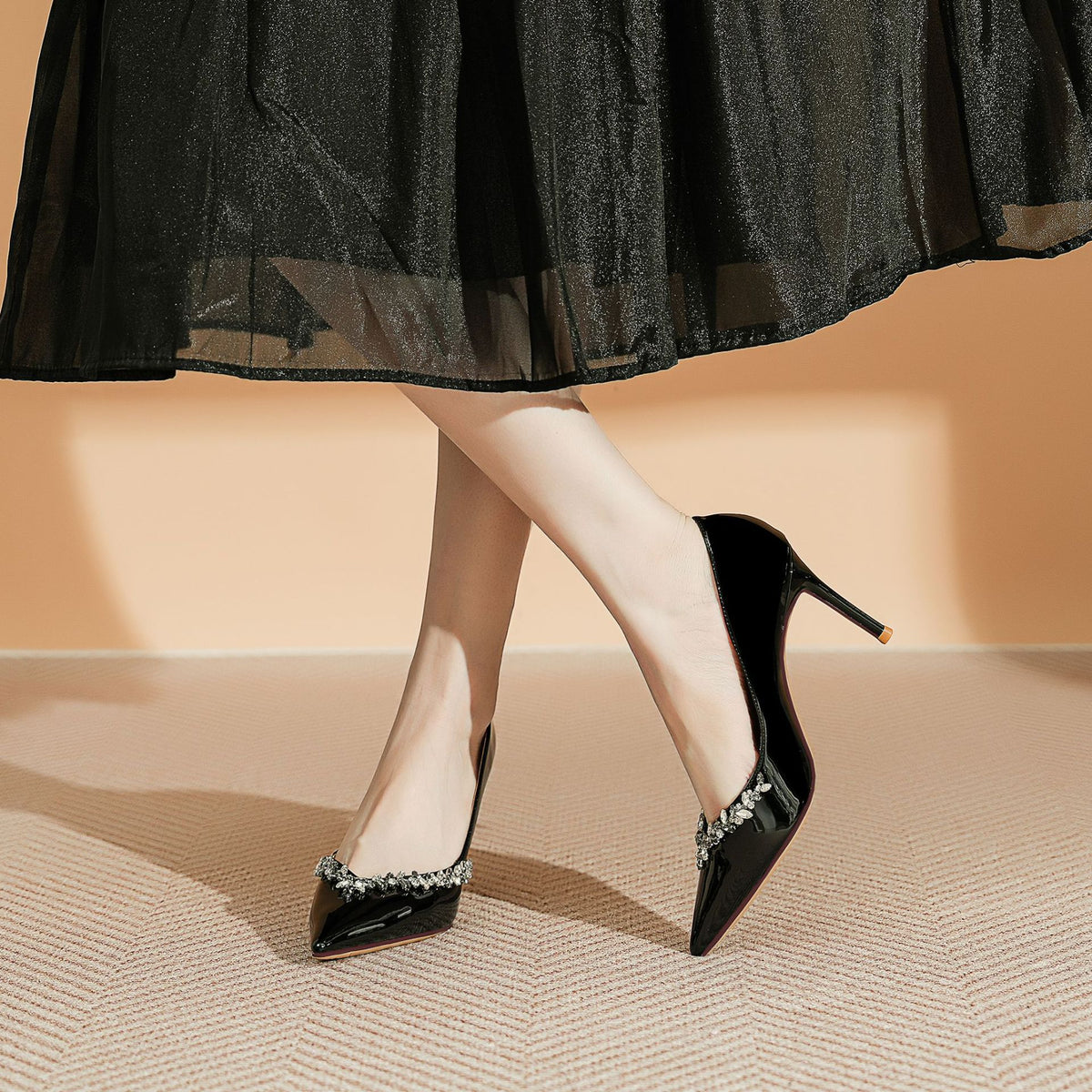 New Stiletto Heel Pointed French Style Elegant Rhinestone Single Shoes
