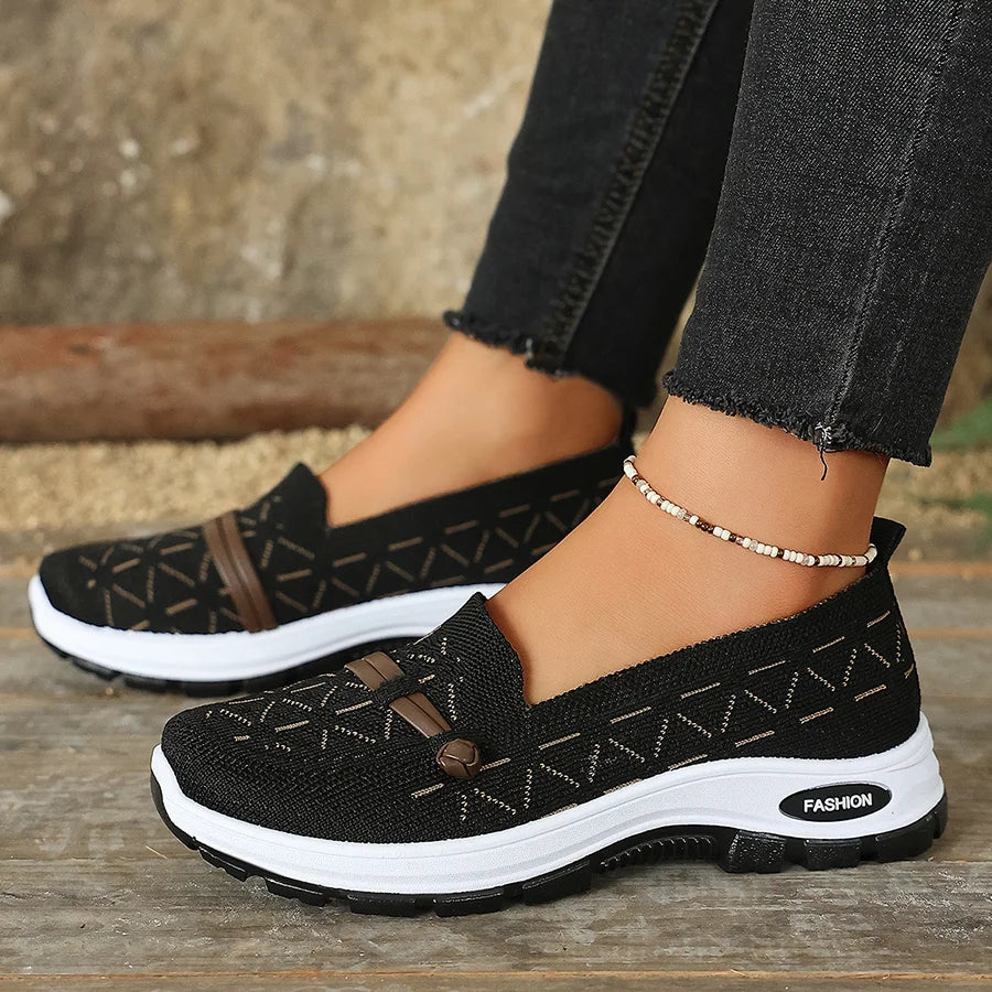 Women's casual shoes: lightweight, breathable, stylish, and versatile slip-ons that are perfect for everyday wear