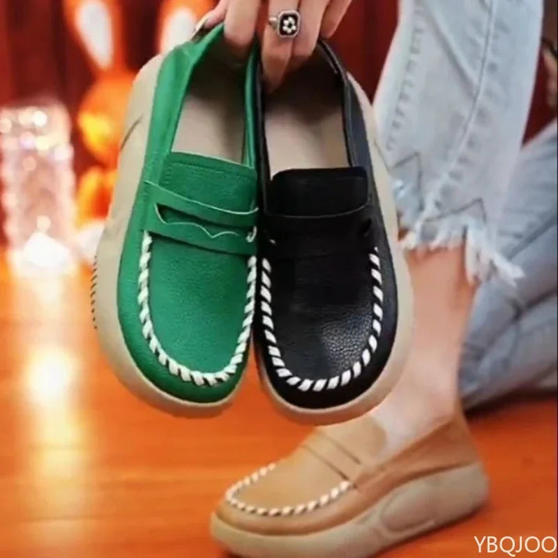 Women's Thick-Soled Casual Shoes: Comfortable, Versatile Flat Sneakers for Daily Commuting (Spring/Autumn Collection)