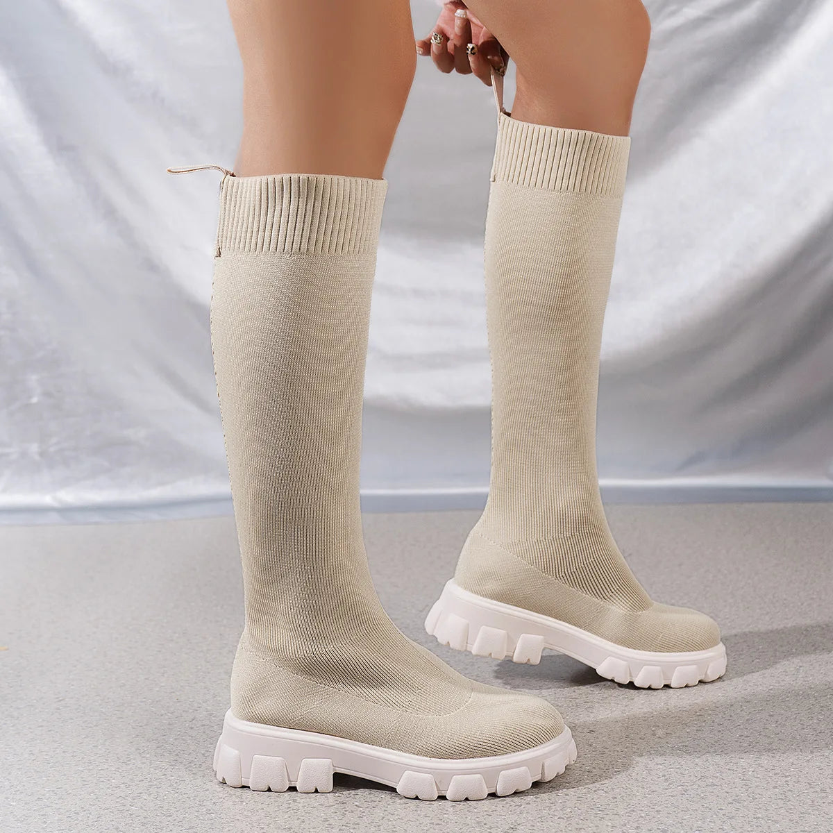 Women's Autumn/Winter New Brand Fashion Women's Boots Mid Sleeve Elastic Socks Boots Thick Sole Boots