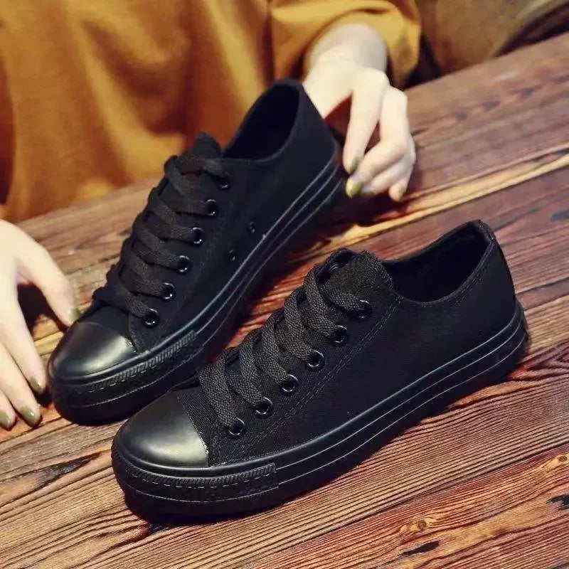 Women's Low-Top Canvas Sneakers – Breathable Casual Slip-On Flats
