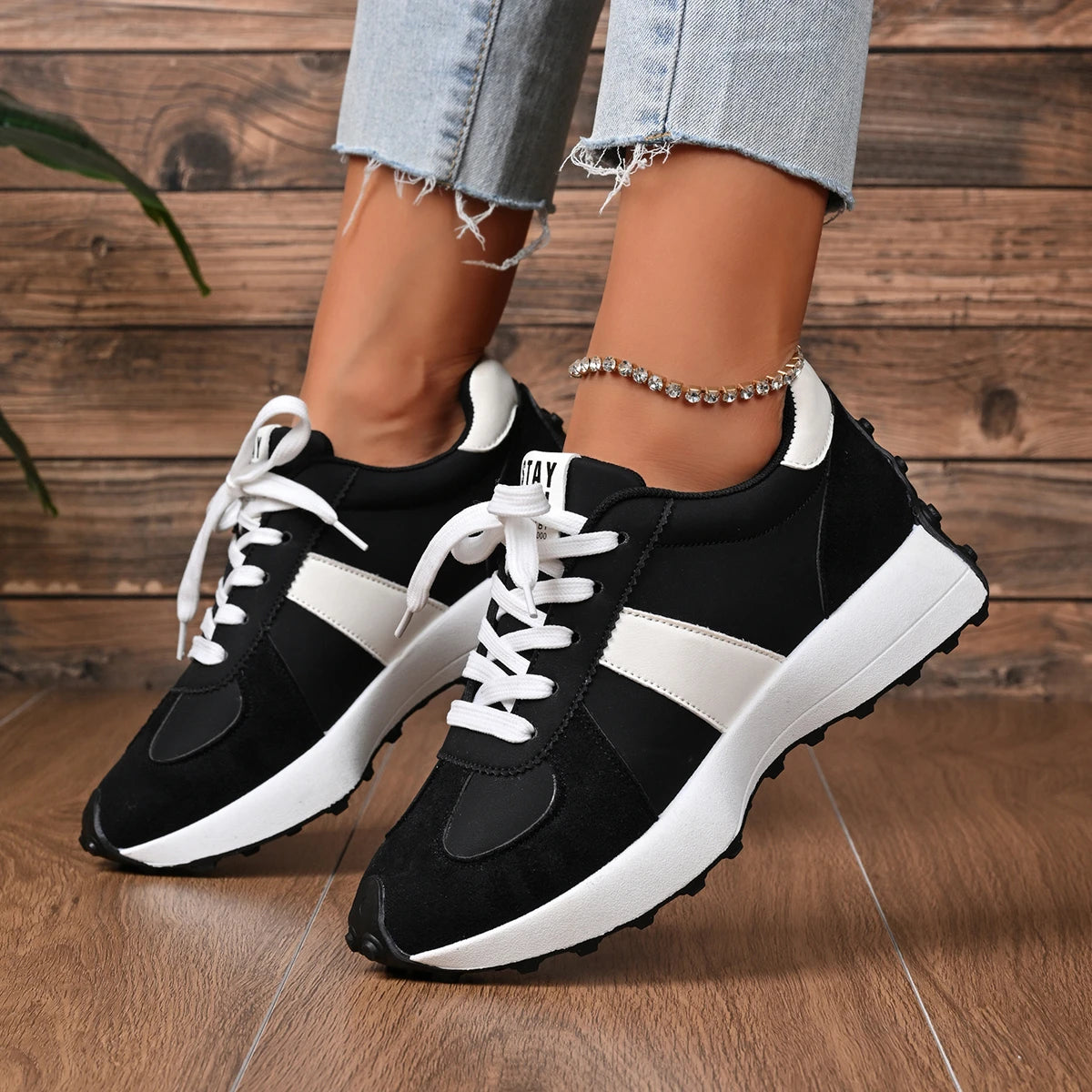 Women's High-Quality Thick-Soled Running Sneakers – Casual Luxury Lace-Up Sneakers