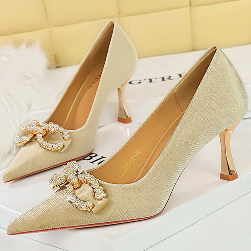 Women Low Heels Pumps Metal Chain Buckle Dress Shoes