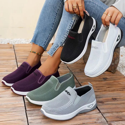 Women's Lightweight Casual Breathable Mesh Walking Shoes for All-Day Comfort.