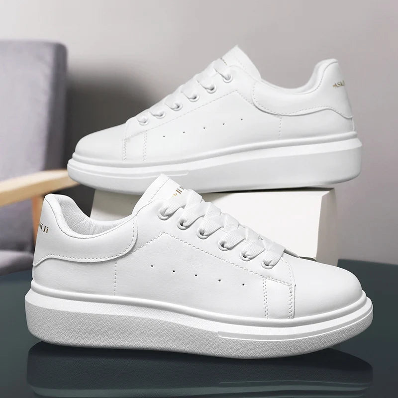 Classic Unisex Platform Sneakers – Premium Soft-Sole Construction, Timeless Black and White Aesthetic, and Maximum Comfort for Daily Casual Wear and Walking