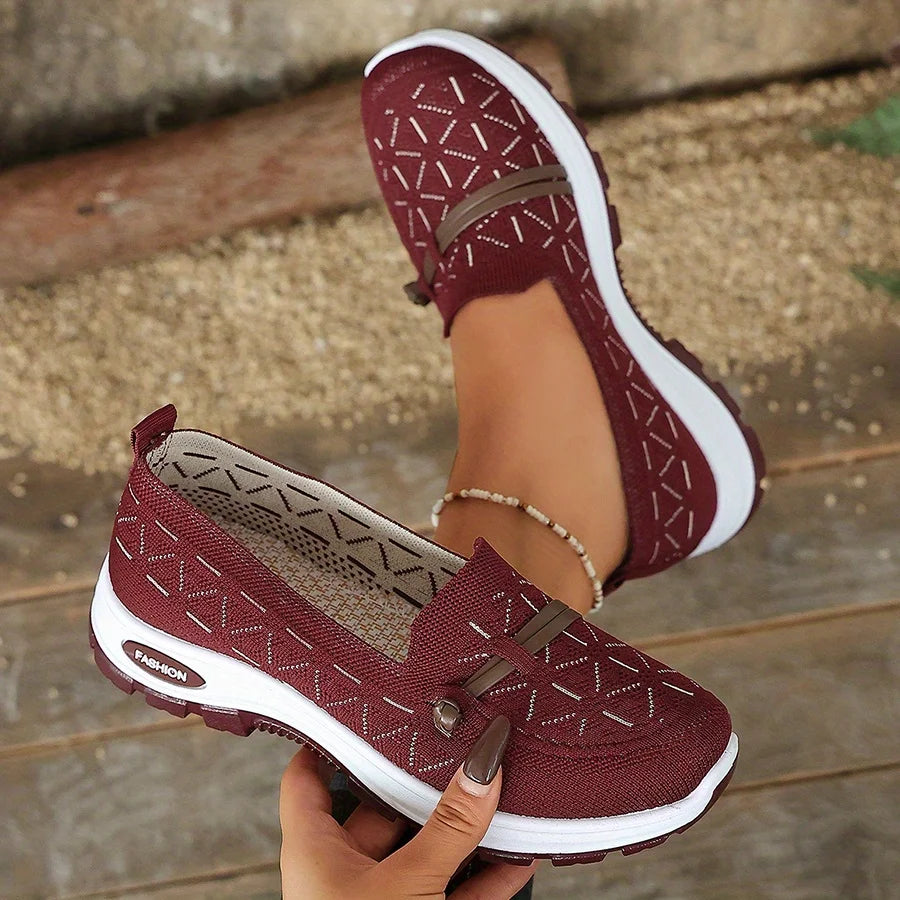 Women's casual shoes: lightweight, breathable, stylish, and versatile slip-ons that are perfect for everyday wear