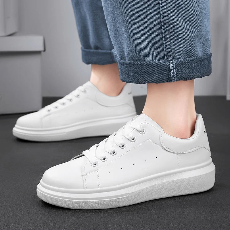 Classic Unisex Platform Sneakers – Premium Soft-Sole Construction, Timeless Black and White Aesthetic, and Maximum Comfort for Daily Casual Wear and Walking