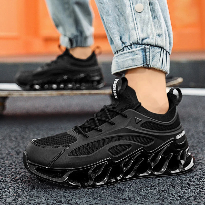 Men Breathable Training Sneakers