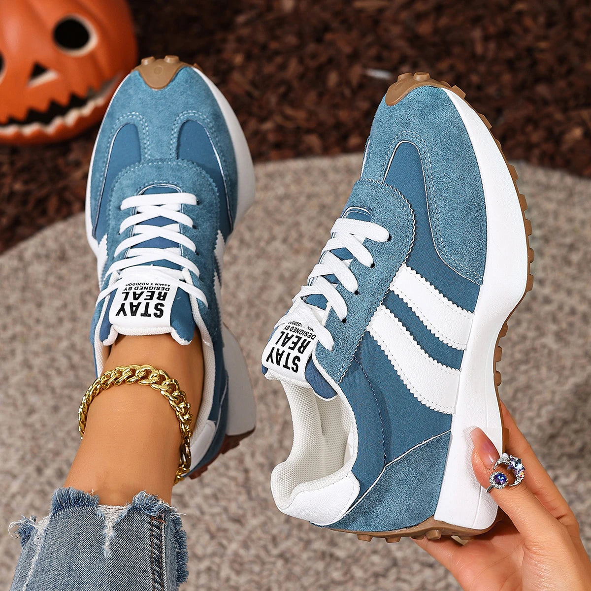 Women's Retro Casual Sneakers – Fashionable Round Toe Flat Sports Shoes for Spring & Autumn