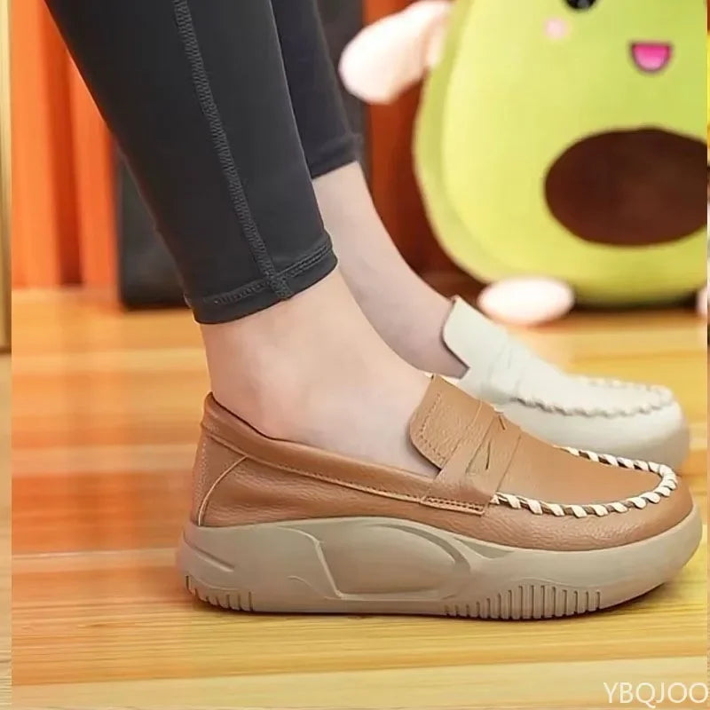 Women's Thick-Soled Casual Shoes: Comfortable, Versatile Flat Sneakers for Daily Commuting (Spring/Autumn Collection)