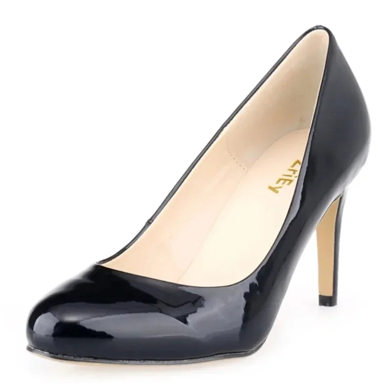 Classic Women’s Pumps: Elegant Mid-Heel Shoes with Round Toes.